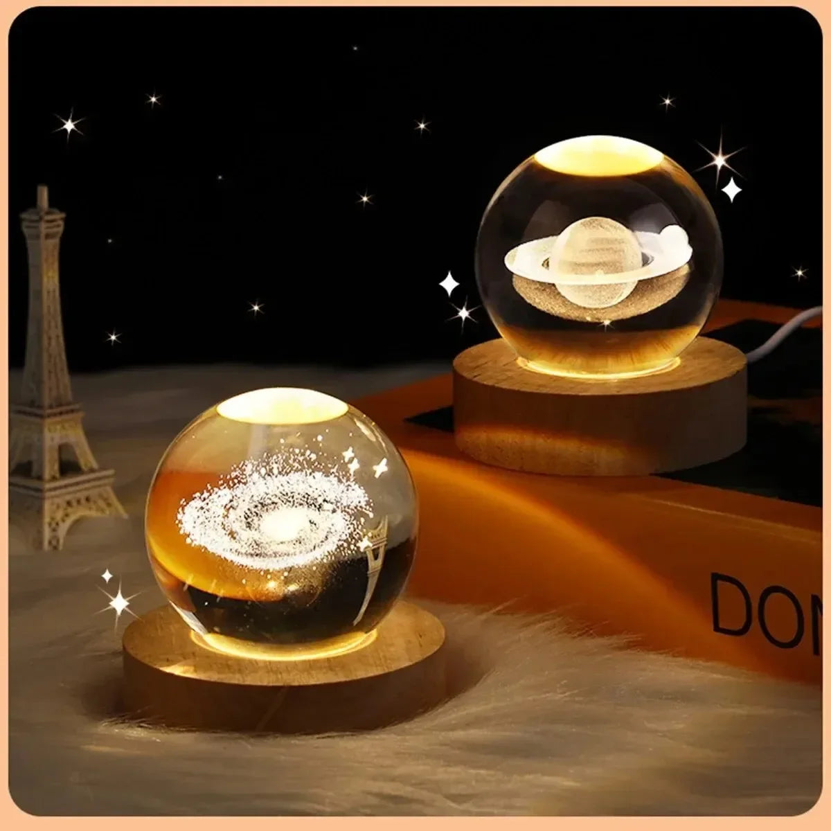Boule en Cristal LED 6 cm - Décoration Lune, Galaxie et Planètes