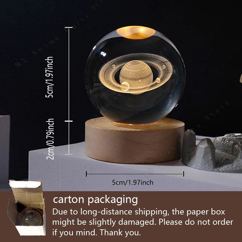 Veilleuse boule de cristal 3D gravée laser sur socle en bois – photo 4